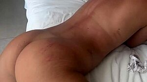 אכלתי את הכוס הצרה של העוקבת הנשואה ברסיפה והרסתי אותה לגמרי