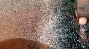 Tamil Aunty Fucks Delivery Boy