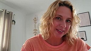 Moje Zasebno Življenje Cock Ninja Me Napolni - Boginja Brianna Beach Celoten Video Na Sheer