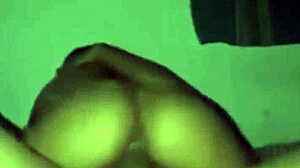 mi madrastra me folla rico en la casa