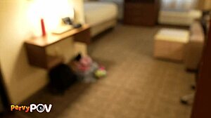 Dobijam creampie od čistača