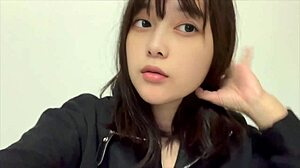 Today I decided to masturbate, imagining a big insertion felt so good