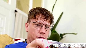 动漫娃娃活过来无限快感与塞雷娜·希尔、伊玛尼·瓦洛、里昂·金