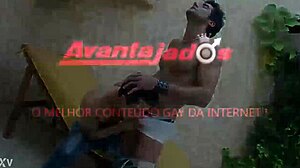 卡通同性 interracial 与园丁