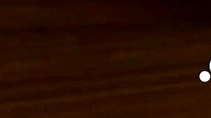 Videh Elise u peepshow-u, tako slatka sa plavim očima