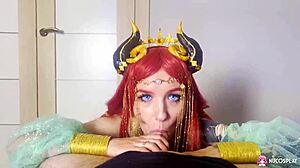 Zrzavá holka Sunako K sténá tiše