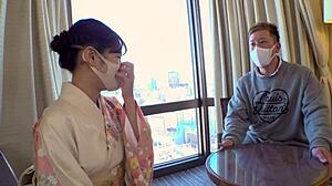 Part 1: under the kimono, the super lewd female president squeezes the dick and gulps creampies!