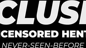 Hentai Girl Masturbates Pussy Publicly Watched By Crowds Outdoor