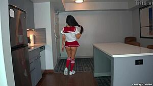 i sneak peeks at lizzy's teasing fashion show part two up close