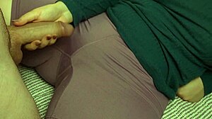 he promised just rubbing but stepbro stretches my tight pussy way too far