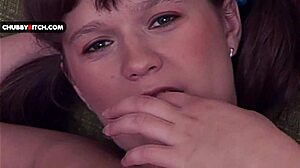 hey cutie wanna see this plump girl spread her beautiful shaved pussy wide?