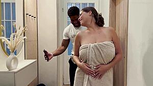 Curvy Milf Lady Lyne Bbc Creampie