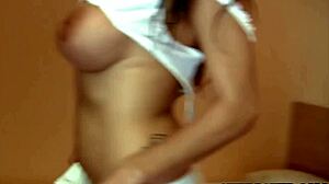 Latina milf agreed to quick hookup but endured hours of anal