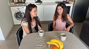 her boyfriend is cheating on my friend