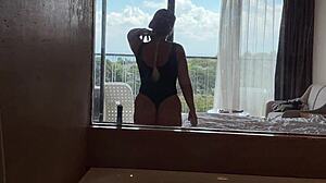 Big ass thick babe got into the wrong hotel room