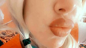 wonderful giant harley quinn does anime cosplay roleplay