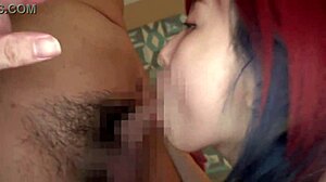 Gadis rambut merah basah menggoda untuk hardcore hotel.