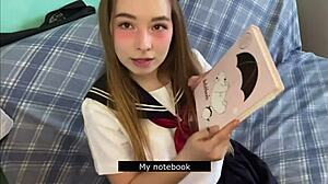 POV вид японской школьницы 18+ в униформе, которую интенсивно ласкают пальцами.