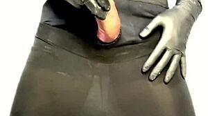 Отключвам диво удоволствие с гореща тийн 18+ силен задник в анал