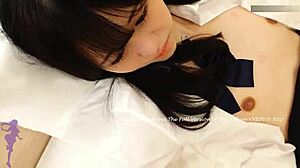 制服の女の子たちの無修正アクション、感動的だよ