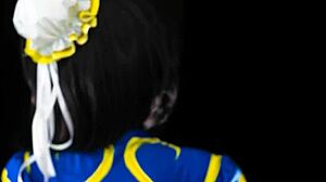 Wow! Chun Li sexdukke blir vill med leker i asiatisk hentai!